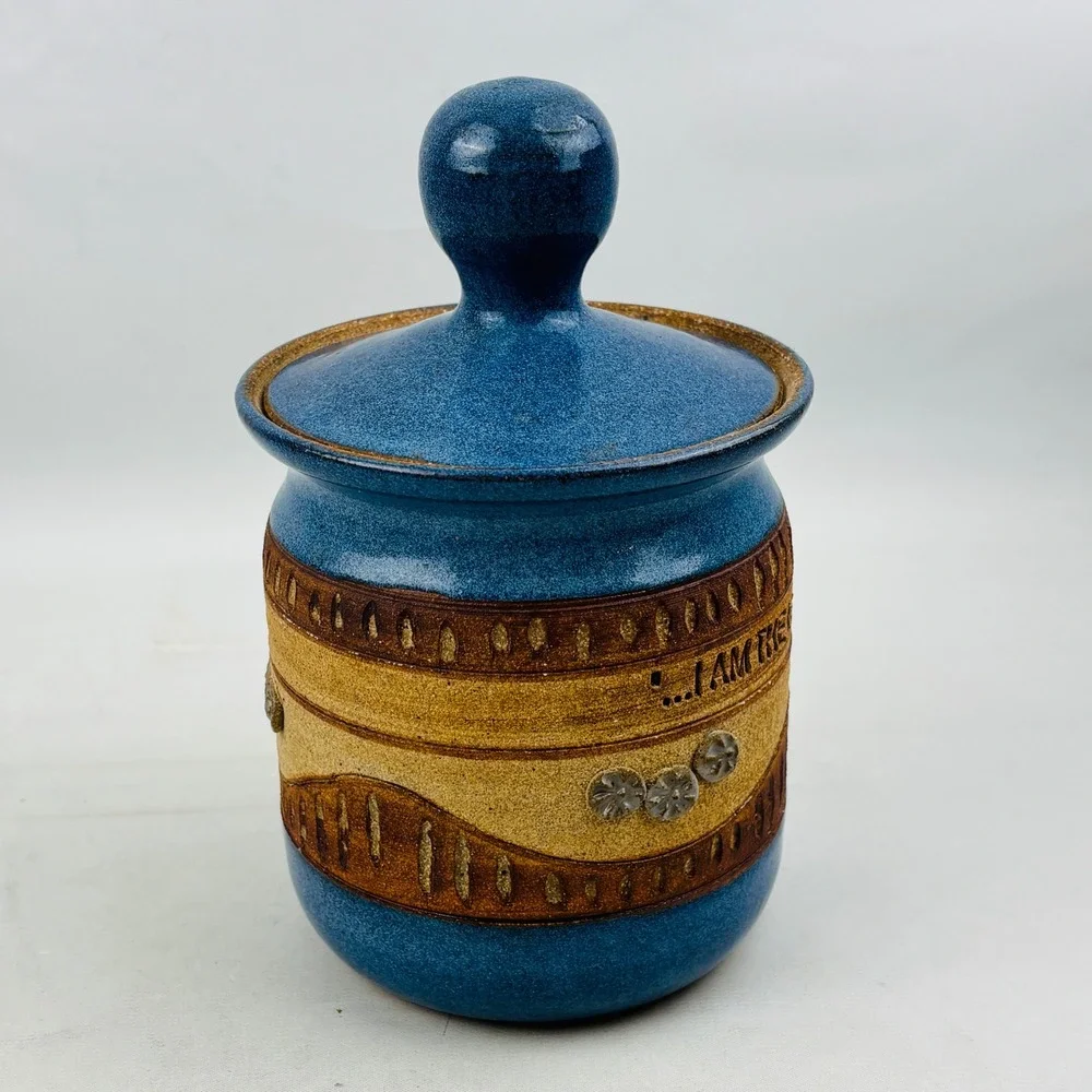 Down to Earth Pottery Canister Blue Stoneware‎ The Light Of The World John 9:5